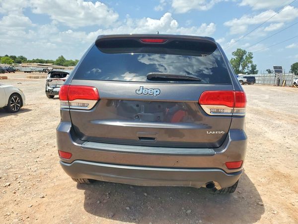 2017 JEEP GRAND CHEROKEE LAREDO 4X2