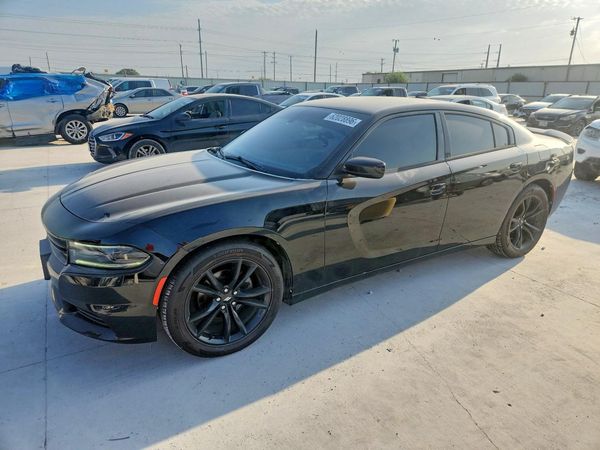 2018 DODGE CHARGER SXT Plus