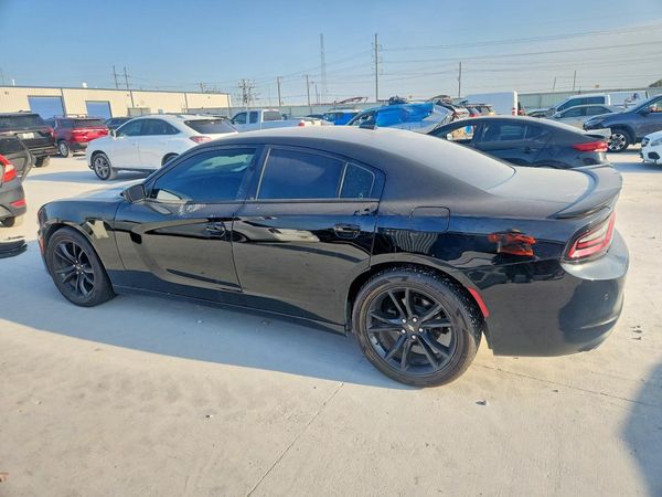 2018 DODGE CHARGER SXT Plus