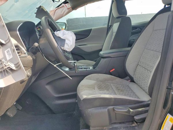 2022 CHEVROLET EQUINOX LS — DENT