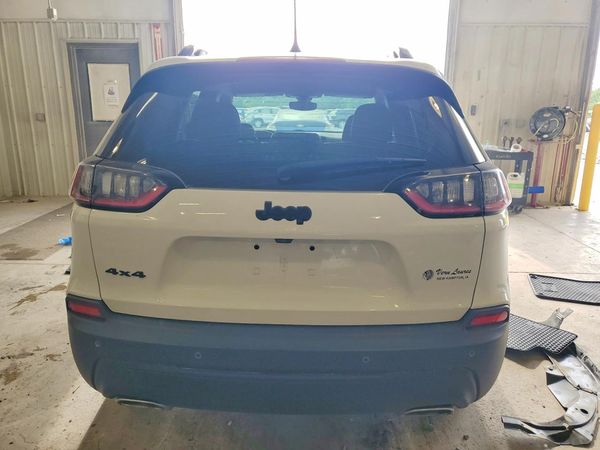 2019 JEEP CHEROKEE LATITUDE PLUS 4X4