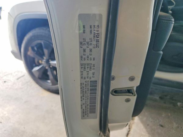 2019 JEEP CHEROKEE LATITUDE PLUS 4X4