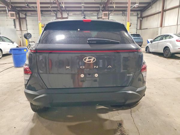 2024 HYUNDAI KONA SE