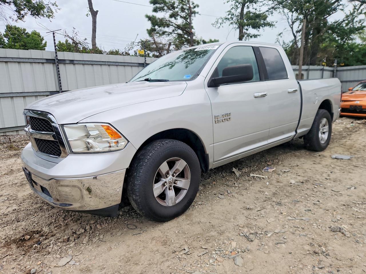 2016 RAM 1500 SLT QUAD CAB 4X2