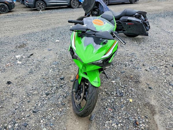 2025 KAWASAKI EX500