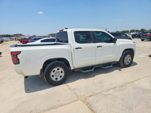 2022 NISSAN FRONTIER Crew Cab