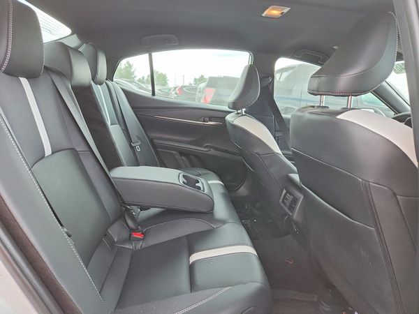 2026 TOYOTA CAMRY