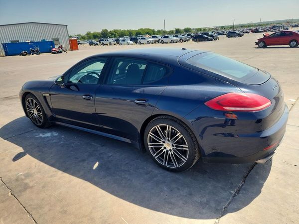 2015 PORSCHE PANAMERA Base (2WD), 4 (4WD)