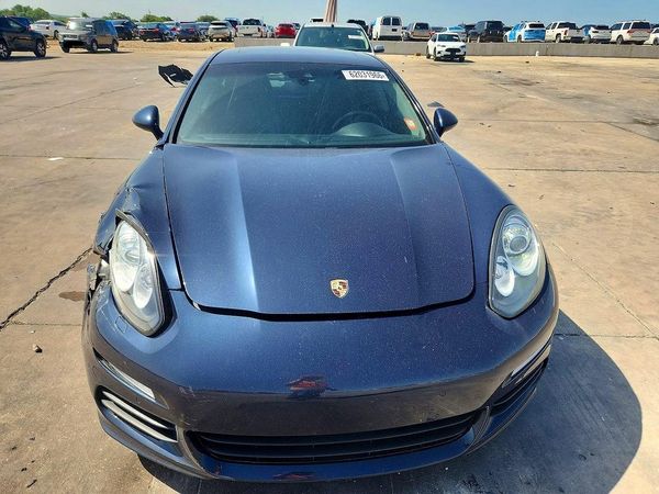2015 PORSCHE PANAMERA Base (2WD), 4 (4WD)