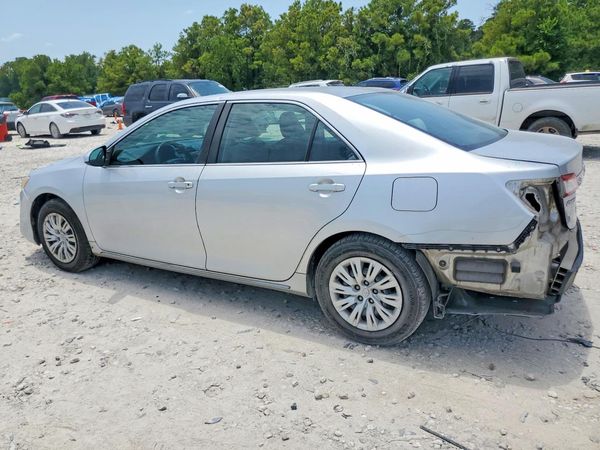 2013 TOYOTA CAMRY