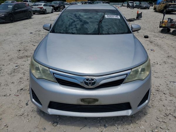 2013 TOYOTA CAMRY