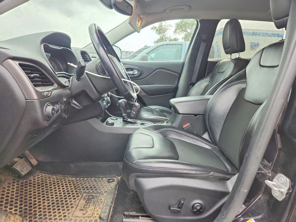 2020 JEEP CHEROKEE LATITUDE PLUS 4X4