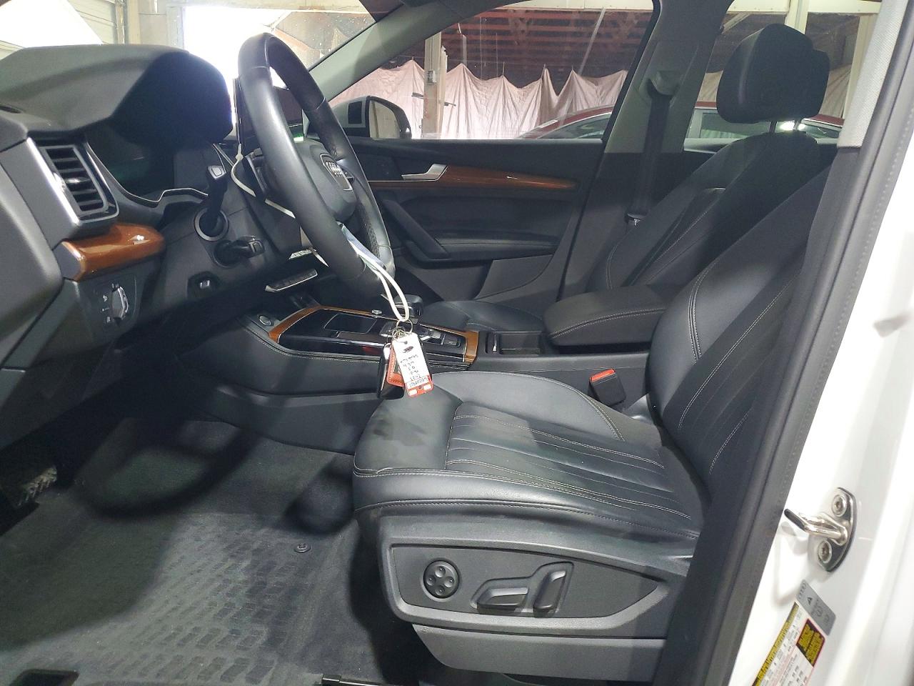 2022 AUDI Q5