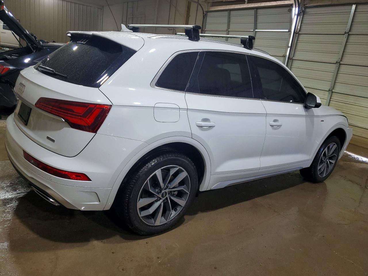 2022 AUDI Q5