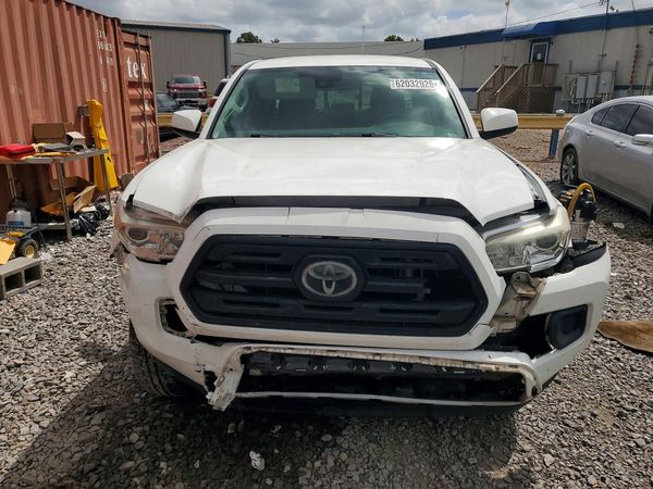 2018 TOYOTA TACOMA SR/SR5