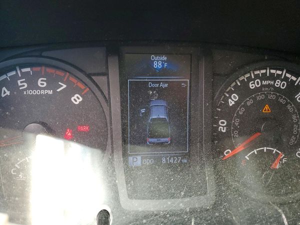 2018 TOYOTA TACOMA SR/SR5