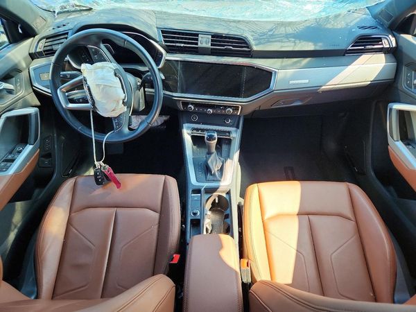 2024 AUDI Q3