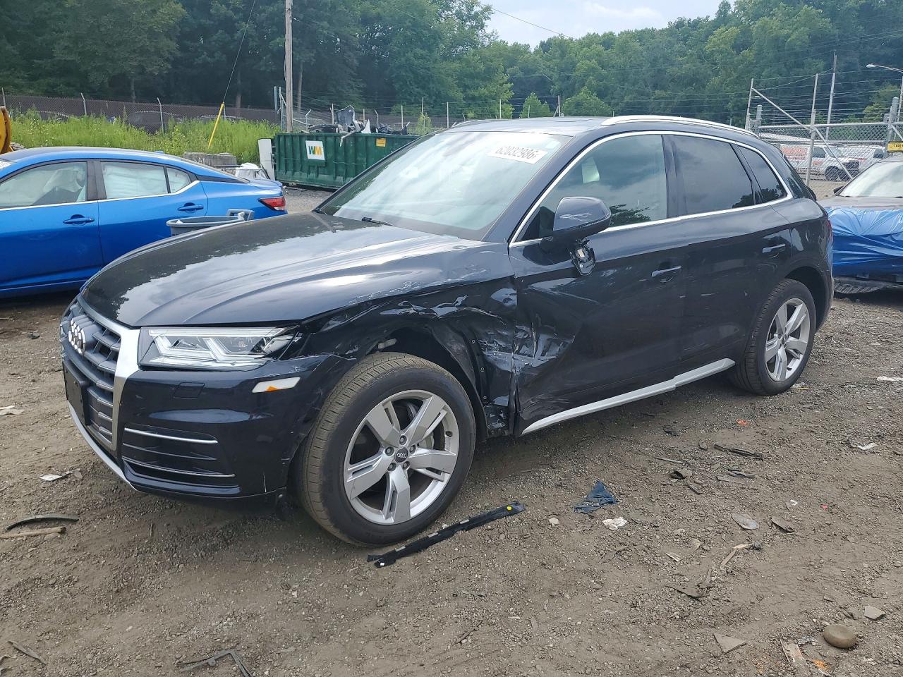 2019 AUDI Q5 quattro Premium Plus
