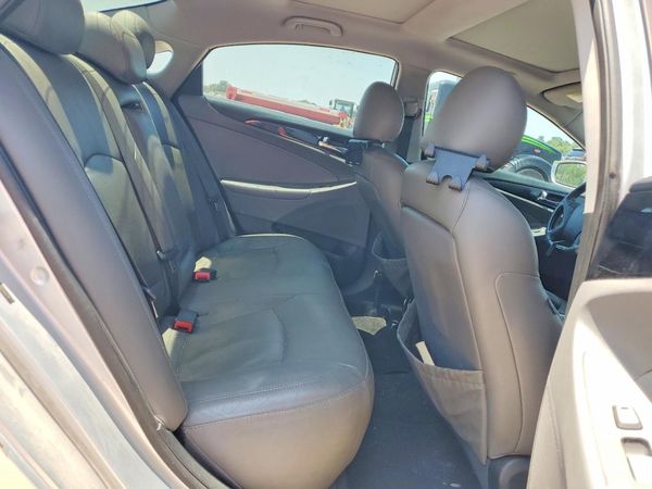 2012 HYUNDAI SONATA