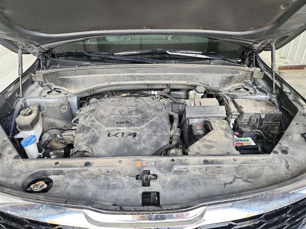 2022 KIA TELLURIDE LX — Engine bay