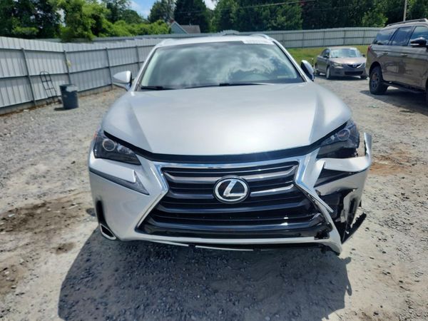 2015 LEXUS NX 200t Luxury
