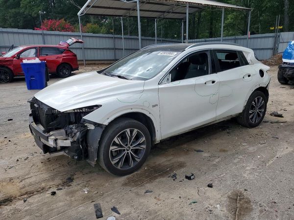 2018 INFINITI QX30