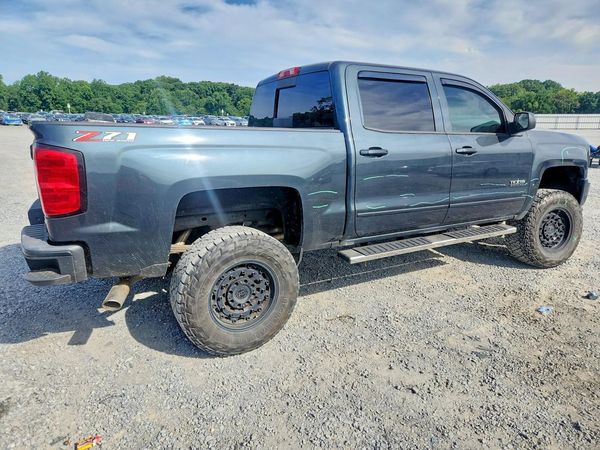 2018 CHEVROLET SILVERADO LT
