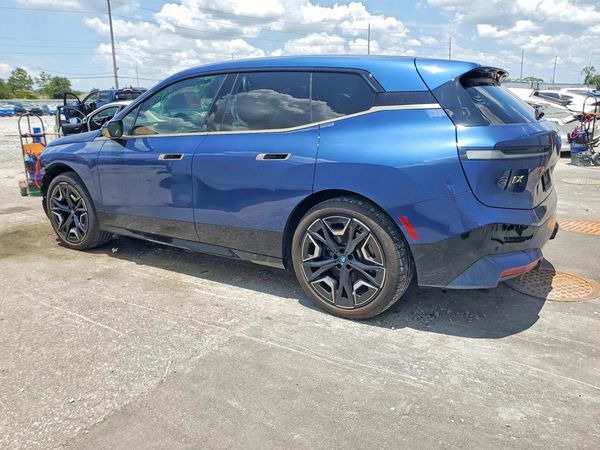 2024 BMW IX xDrive50
