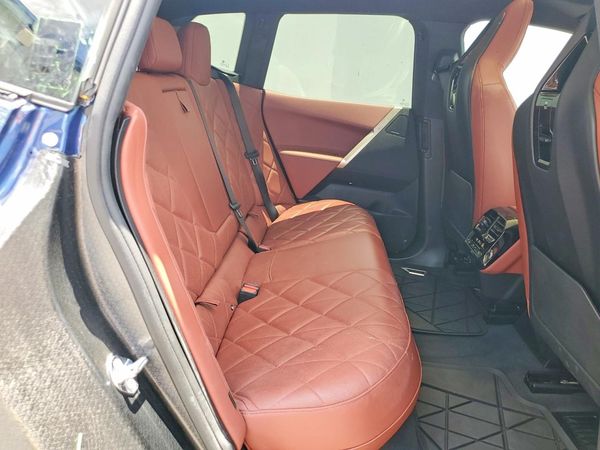 2024 BMW IX xDrive50