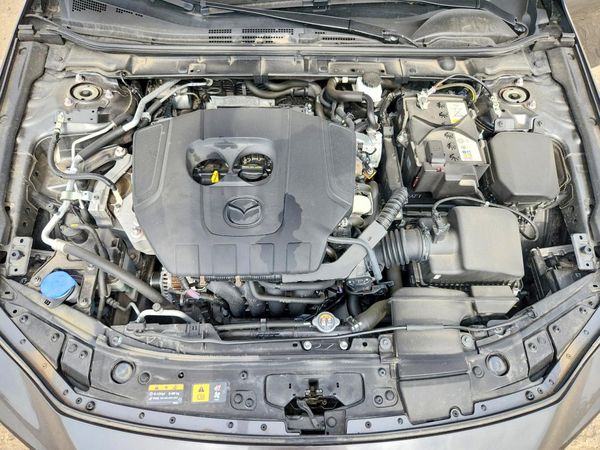 2025 MAZDA 3 Preferred Package
