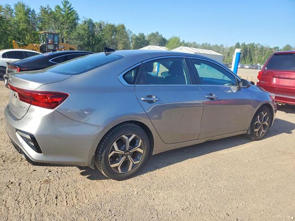 2021 KIA FORTE EX