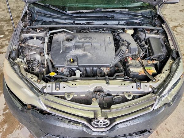2015 TOYOTA COROLLA