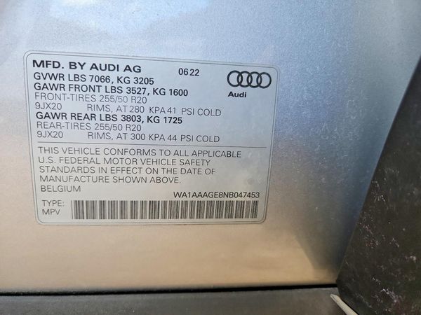 2022 AUDI E-TRON quattro Premium
