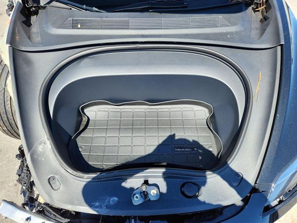2026 TESLA MODEL 3 — Engine bay
