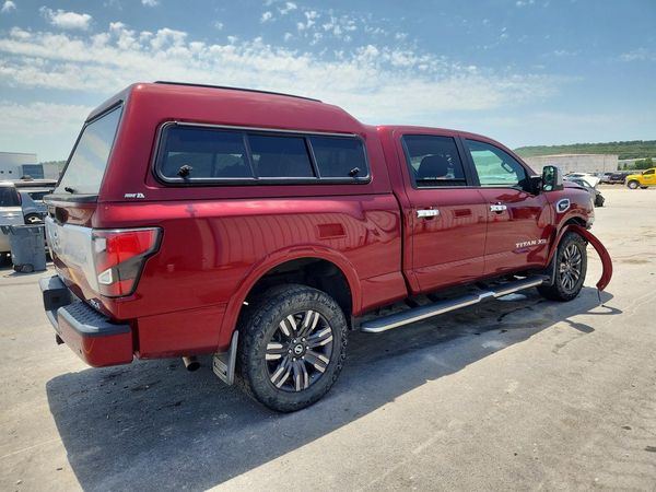 2022 NISSAN TITAN