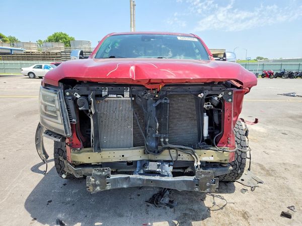 2022 NISSAN TITAN