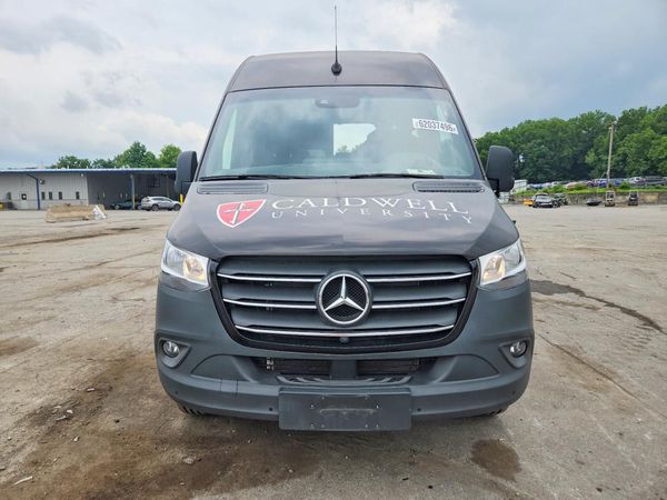 2024 MERCEDES-BENZ SPRINTER