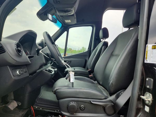 2024 MERCEDES-BENZ SPRINTER