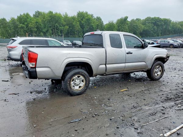 2017 TOYOTA TACOMA SR/SR5