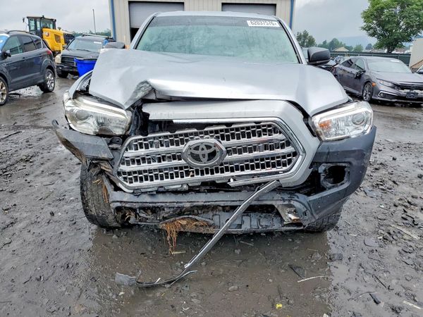 2017 TOYOTA TACOMA SR/SR5