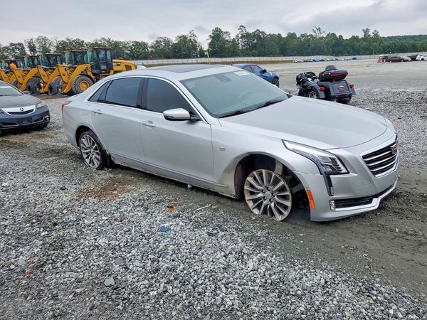 2018 CADILLAC CT6 Luxury