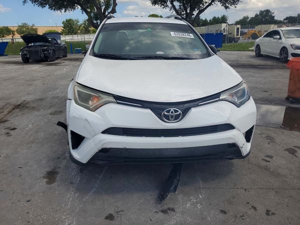 2016 TOYOTA RAV4 LE (X Grade)