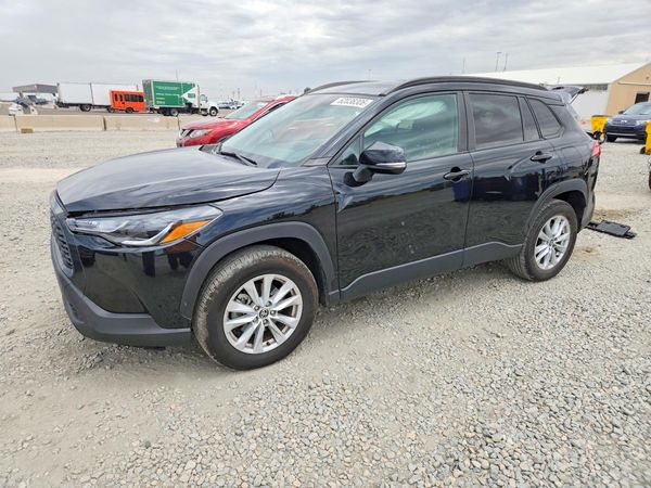 2022 TOYOTA COROLLA CROSS LE