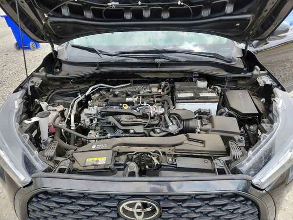 2022 TOYOTA COROLLA CROSS LE
