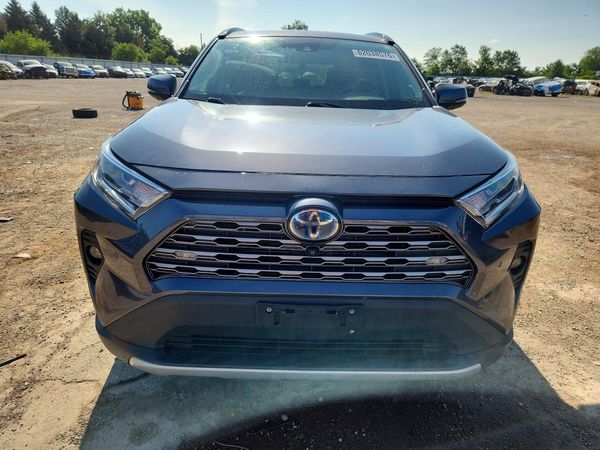 2020 TOYOTA RAV4 Limited HV