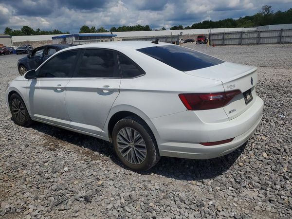 2021 VOLKSWAGEN JETTA S / SE / R-Line