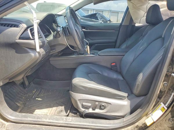 2021 TOYOTA CAMRY XSE — DENT