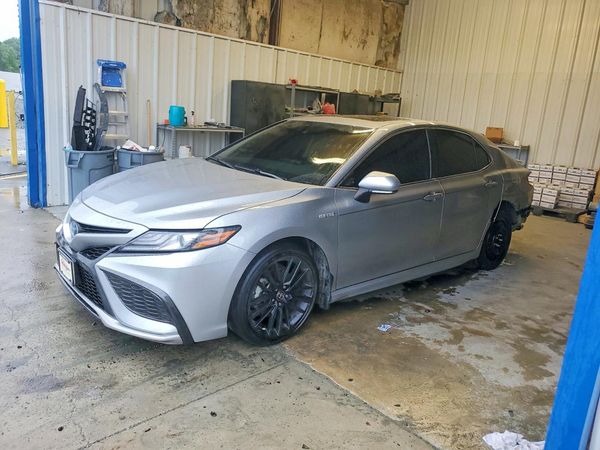 2021 TOYOTA CAMRY XSE