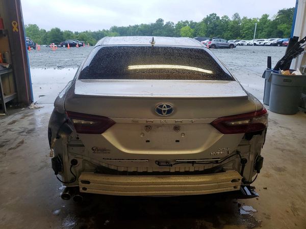 2021 TOYOTA CAMRY XSE
