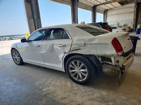 2016 CHRYSLER 300 300C